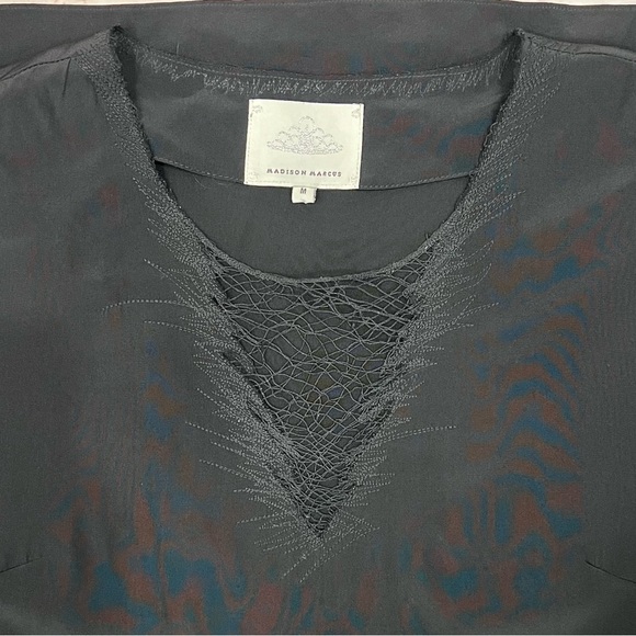 Madison Marcus Silk Dolman Sleeve Embroidered Lace Arrow Neck Shift Dress - Picture 9 of 11